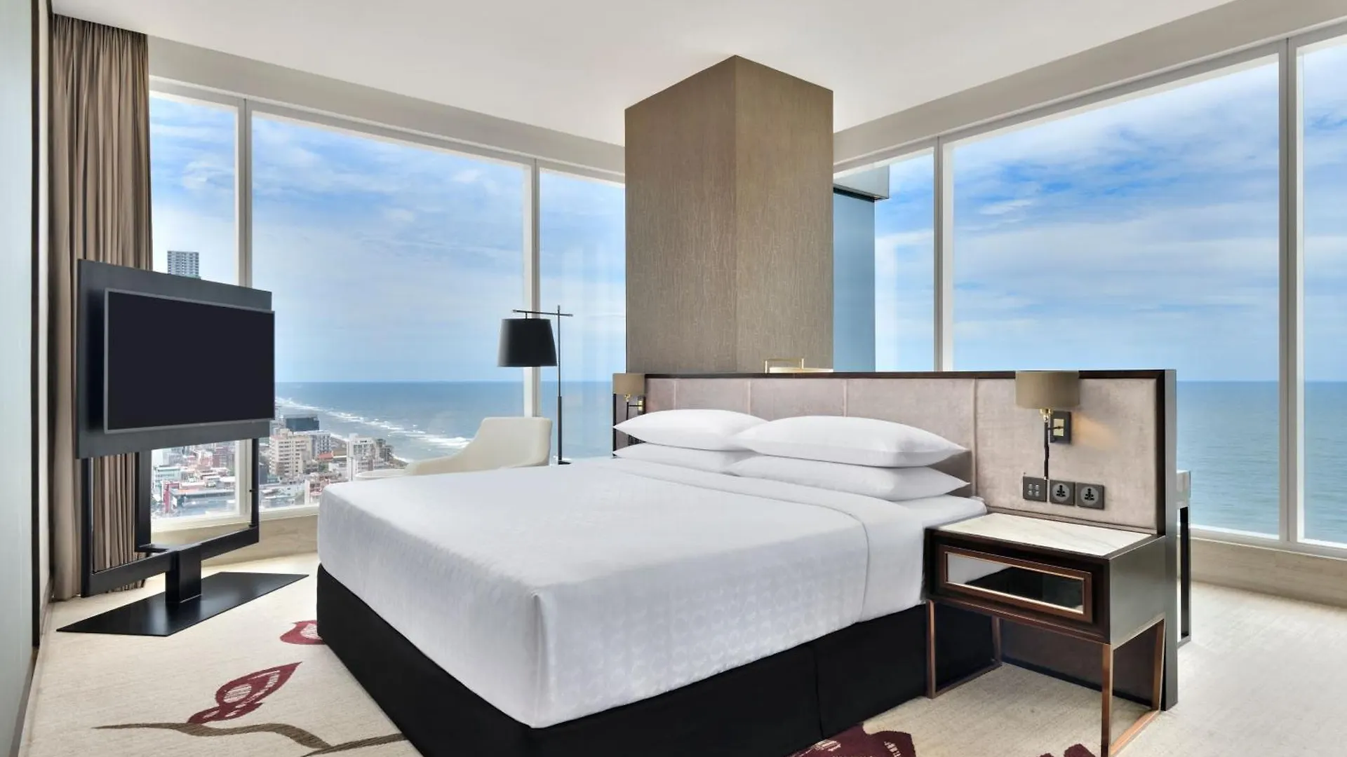 Sheraton Colombo Hotel
