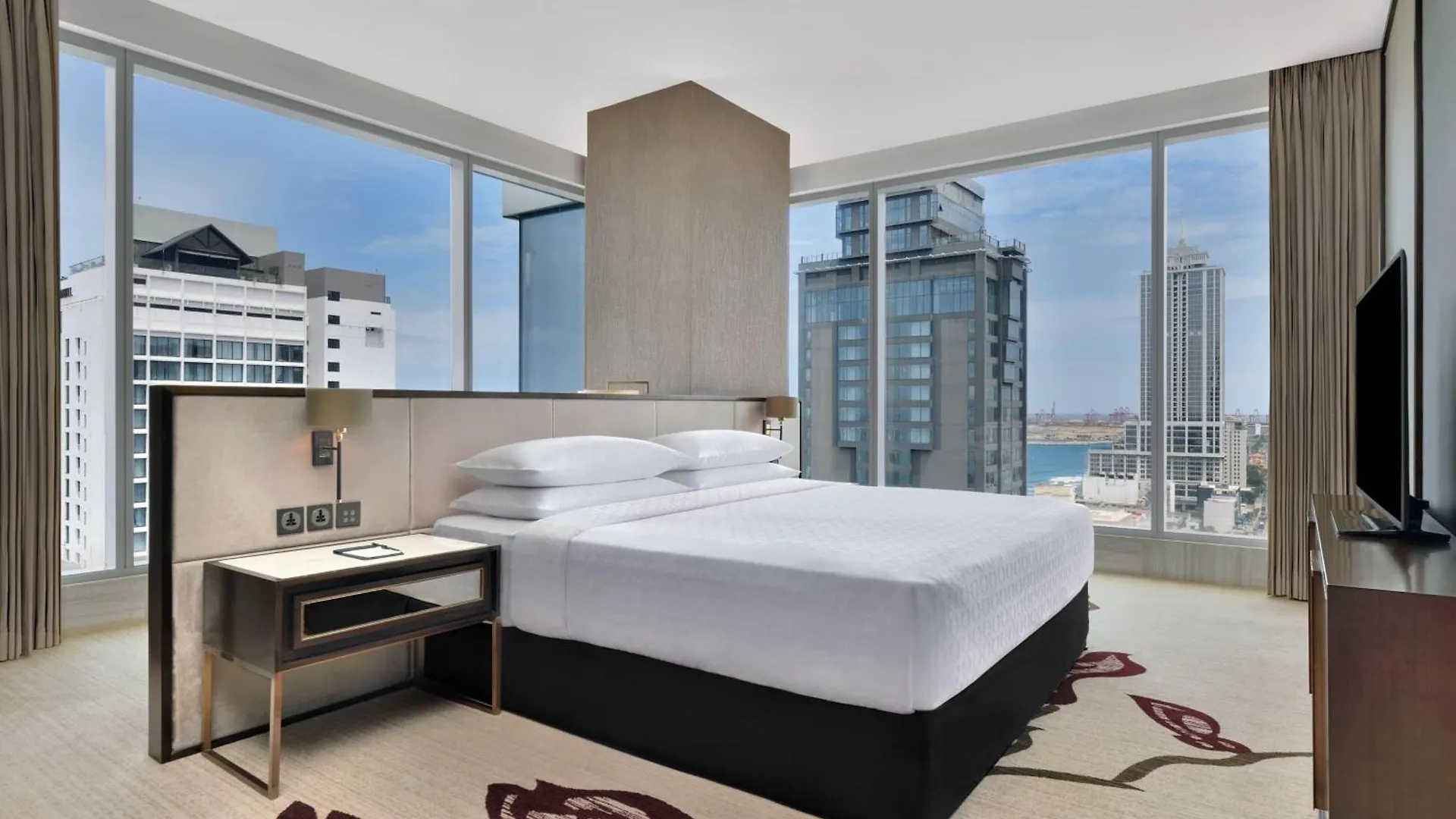 Sheraton Colombo Hotel
