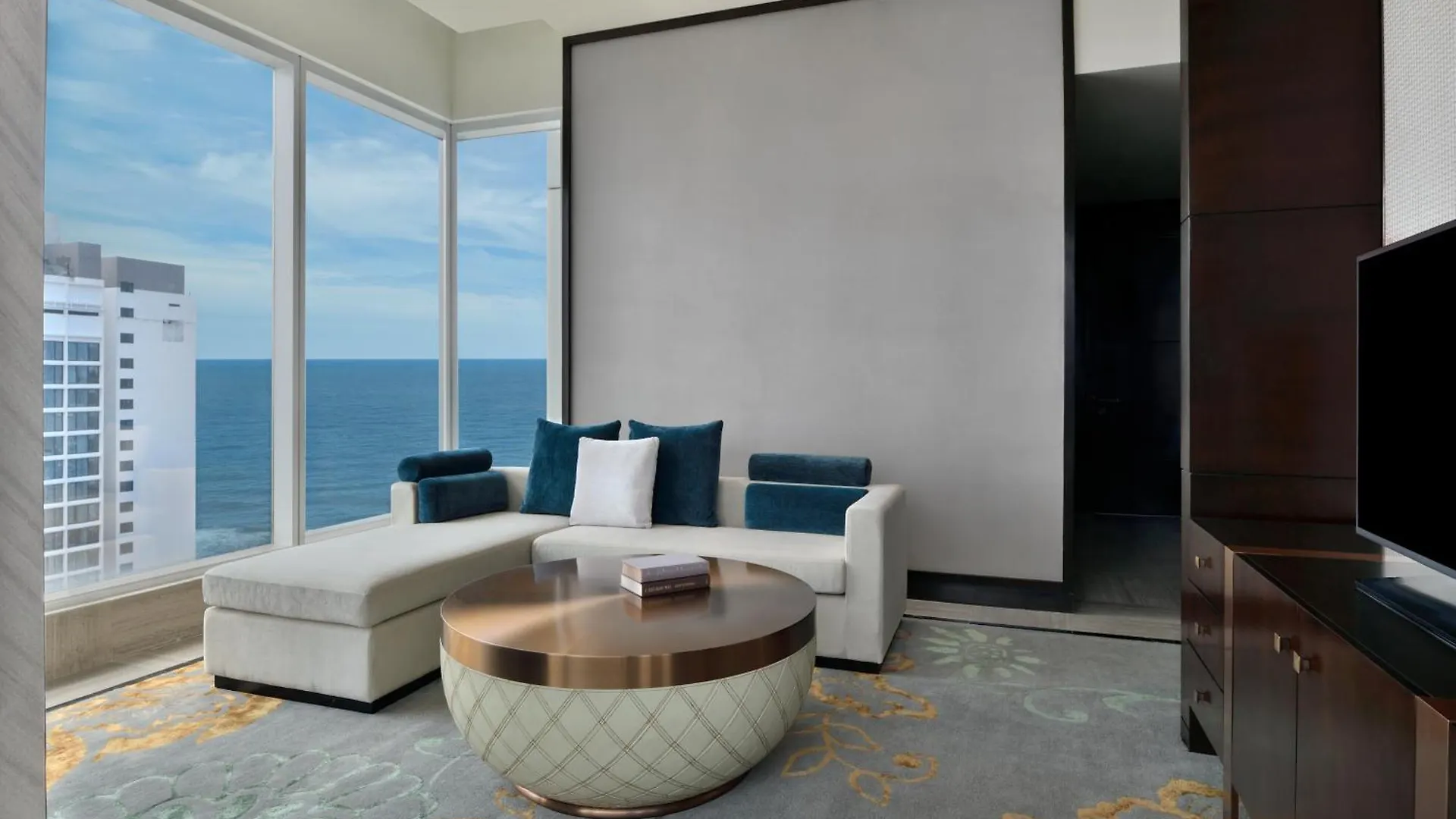 Sheraton Colombo Hotel