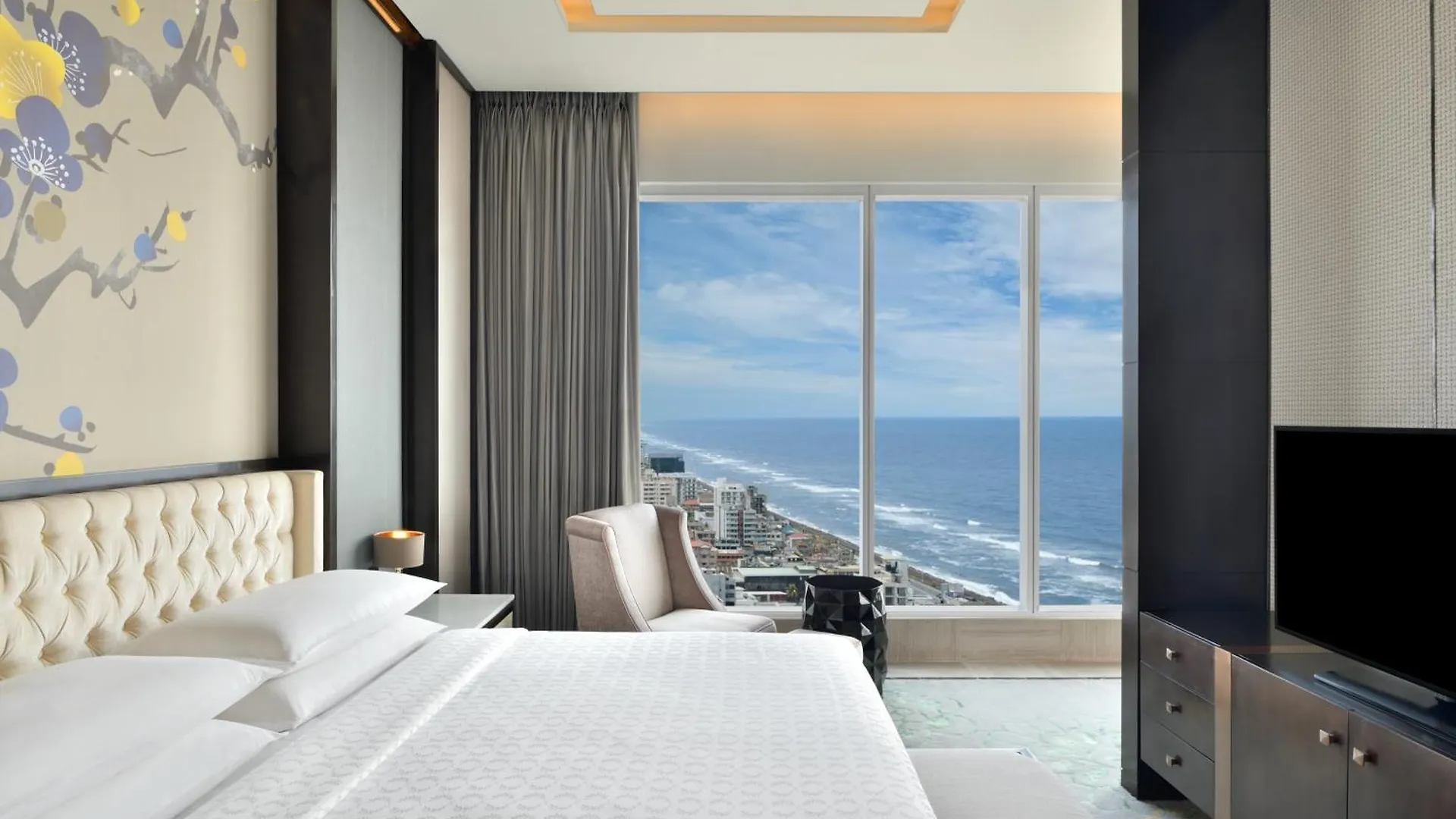 Sheraton Colombo Hotel Sri Lanka
